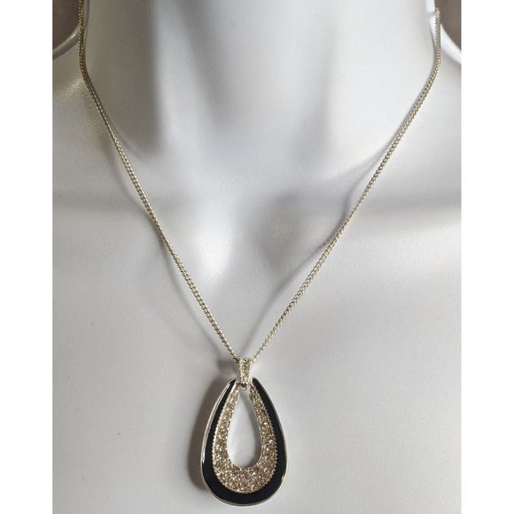Vintage Black And Silver Teardrop Pendant Necklace - Picture 2 of 4